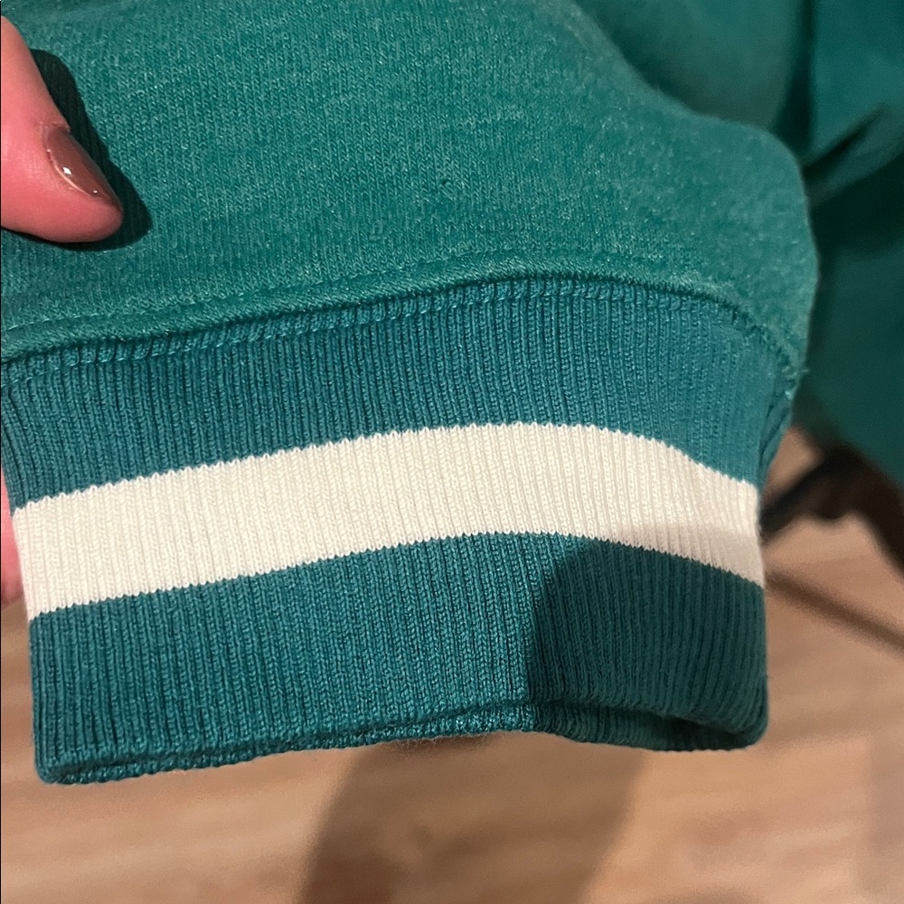 NWT Lou & Grey green Sweatshirt with White Accents apres ski club - Picture 8 of 8